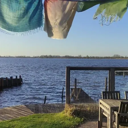 Chalet The Outpost - Enjoy Our Charming Lakehouse At Reeuwijkse Plassen - Near Gouda