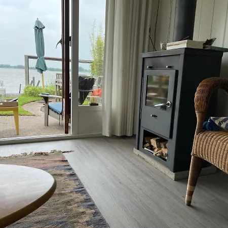 木屋 The Outpost Lakehouse- Enjoy Our House At Reeuwijkse Plassen - Near Gouda Reeuwijk