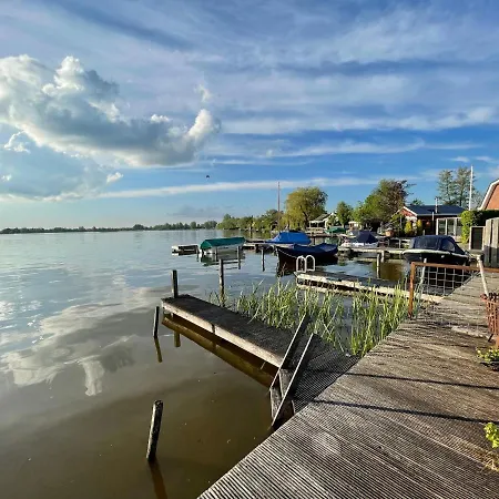 The Outpost - Enjoy Our Charming Lakehouse At Reeuwijkse Plassen - Near Gouda *