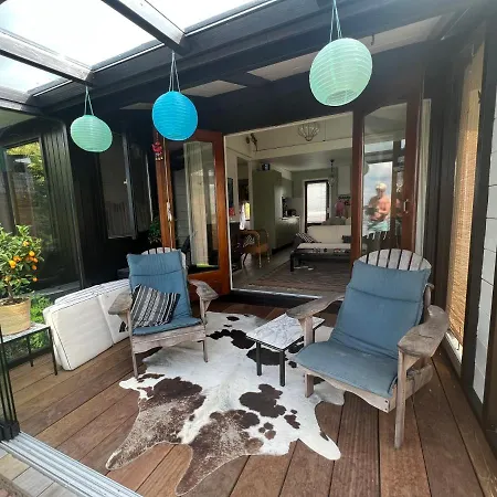 Chalet The Outpost Lakehouse- Enjoy Our House At Reeuwijkse Plassen - Near Gouda Reeuwijk