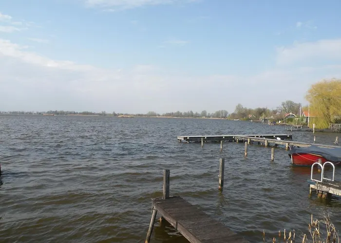 Chalé The Outpost Lakehouse- Enjoy Our House At Reeuwijkse Plassen - Near Gouda *