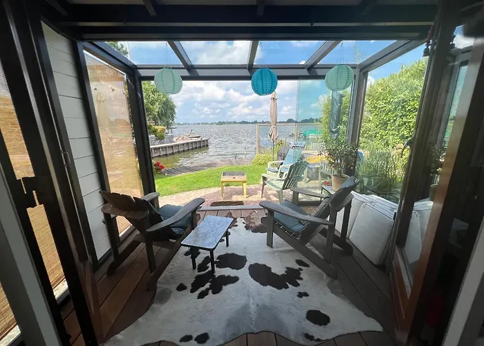 The Outpost Lakehouse- Enjoy Our House At Reeuwijkse Plassen - Near Gouda Chalé