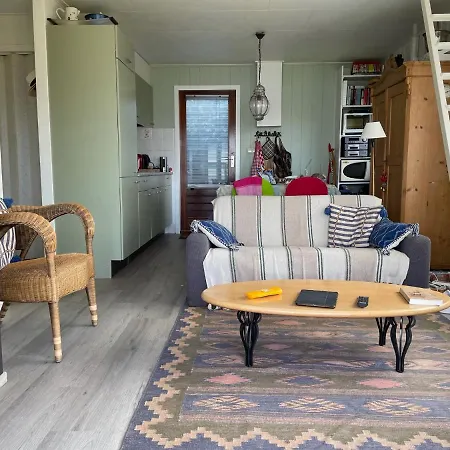 Alpehytte The Outpost Lakehouse- Enjoy Our House At Reeuwijkse Plassen - Near Gouda *