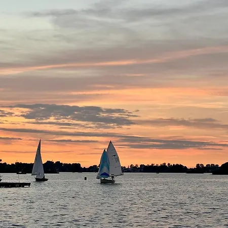 The Outpost Lakehouse- Enjoy Our House At Reeuwijkse Plassen - Near Gouda