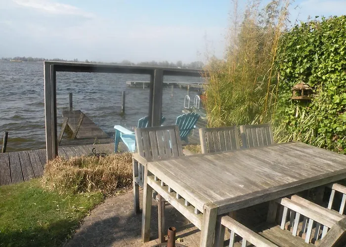 Chalet The Outpost Lakehouse- Enjoy Our House At Reeuwijkse Plassen - Near Gouda *