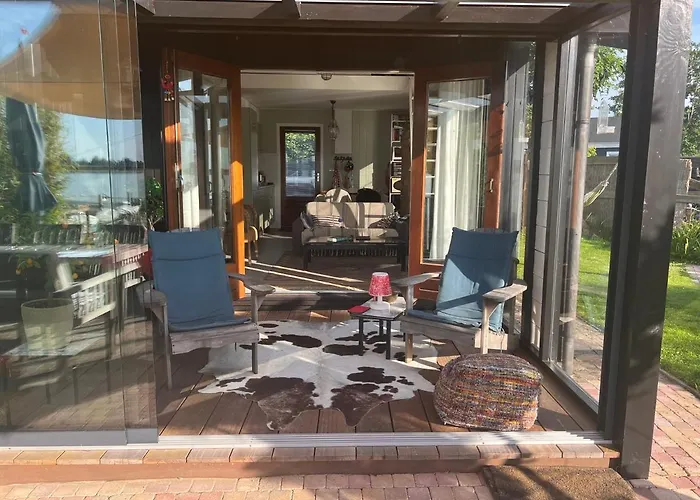 Chalet The Outpost Lakehouse- Enjoy Our House At Reeuwijkse Plassen - Near Gouda